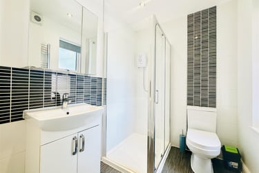 5 bed house, Beeston Road, Dunkirk, Nottingham, NG72JR - Image 4